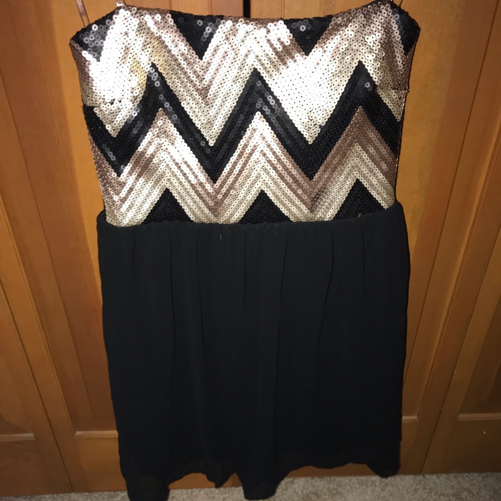 New semi dress size 7!